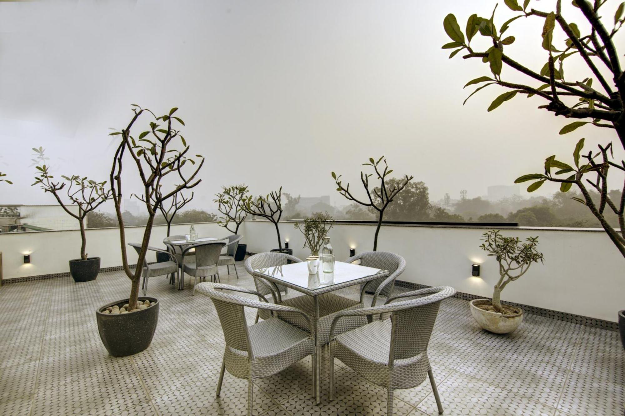 Hotel Saltstayz Select - Nehru Place & New Friends Colony