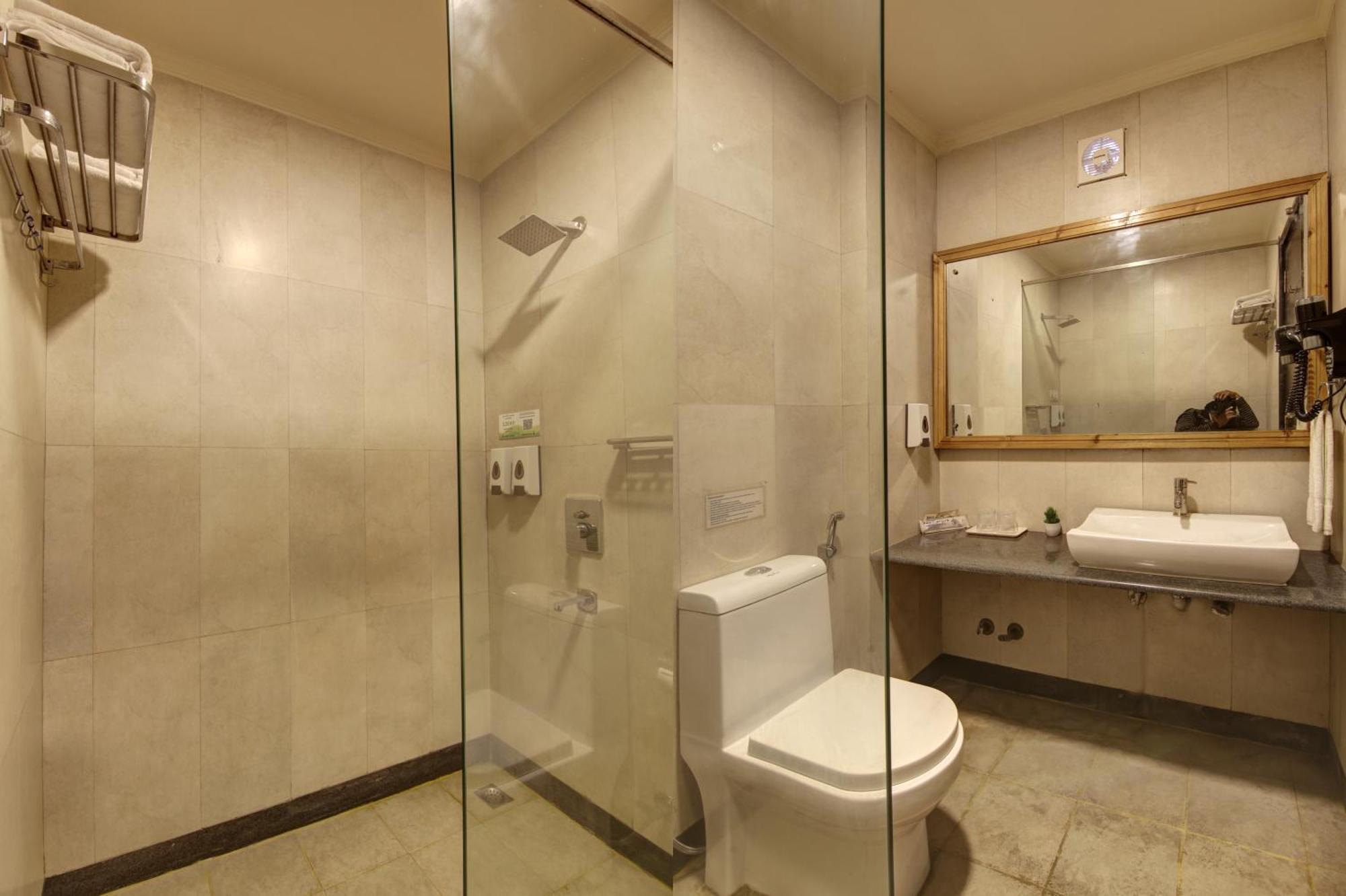 Hotel Saltstayz Select - Nehru Place & New Friends Colony 3*